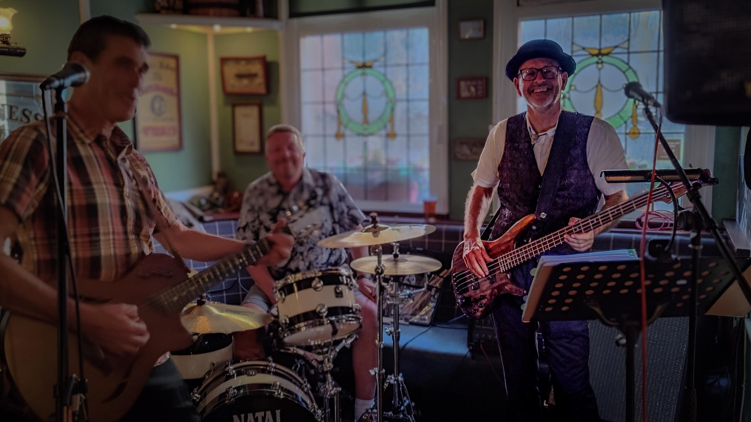 Ian performing with The Blighters at The Boat in Notingham